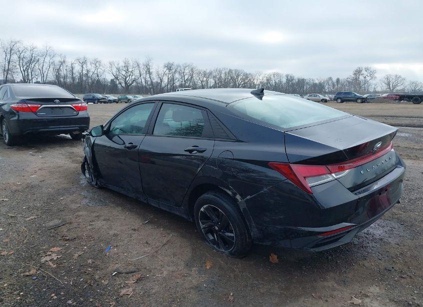 Photo 3 of 2021 Hyundai Elantra SEL (VIN 5NPLM4AG4MH003402)