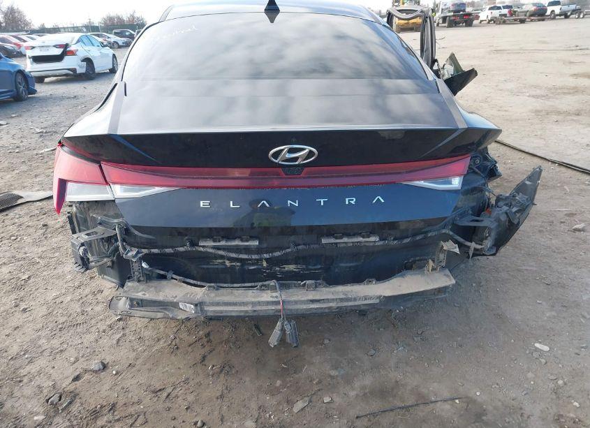 Photo 16 of 2021 Hyundai Elantra SEL (VIN 5NPLM4AG4MH011774)