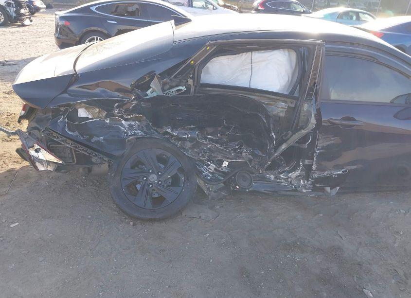 Photo 6 of 2021 Hyundai Elantra SEL (VIN 5NPLM4AG4MH011774)