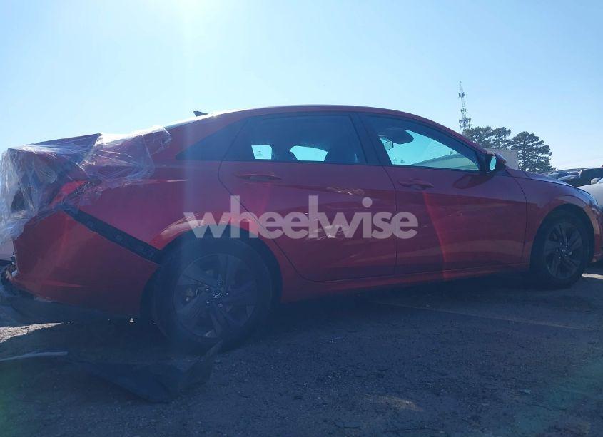 Photo 13 of 2022 Hyundai Elantra SEL (VIN 5NPLM4AG4NH063942)