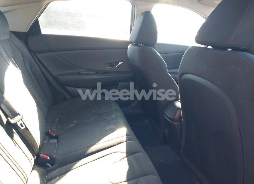 Photo 8 of 2022 Hyundai Elantra SEL (VIN 5NPLM4AG4NH063942)