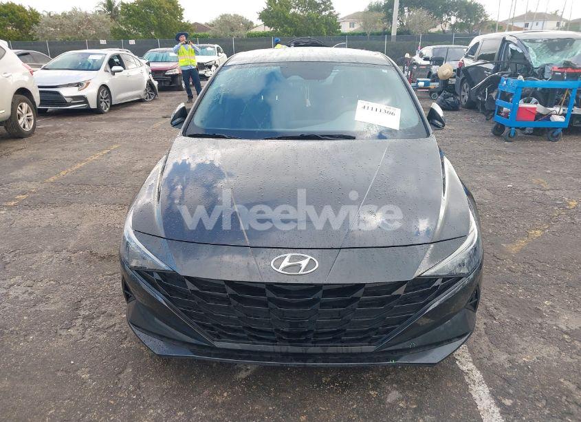 Photo 6 of 2022 Hyundai Elantra SEL (VIN 5NPLM4AG4NH076710)