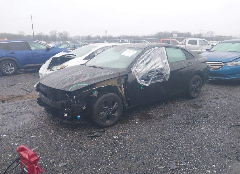 Photo 2 of 2022 Hyundai Elantra SEL (VIN 5NPLM4AG4NH079459)