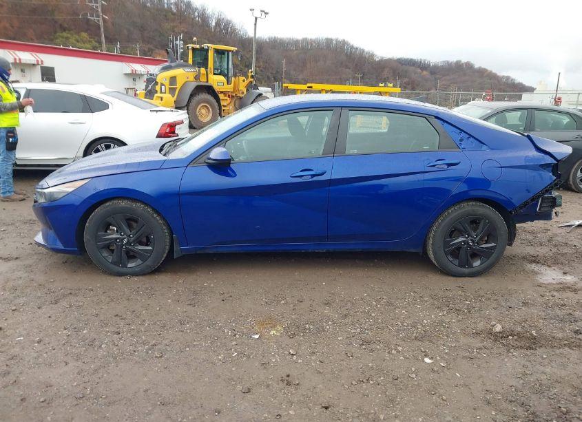 Photo 15 of 2022 Hyundai Elantra SEL (VIN 5NPLM4AG4NH084273)