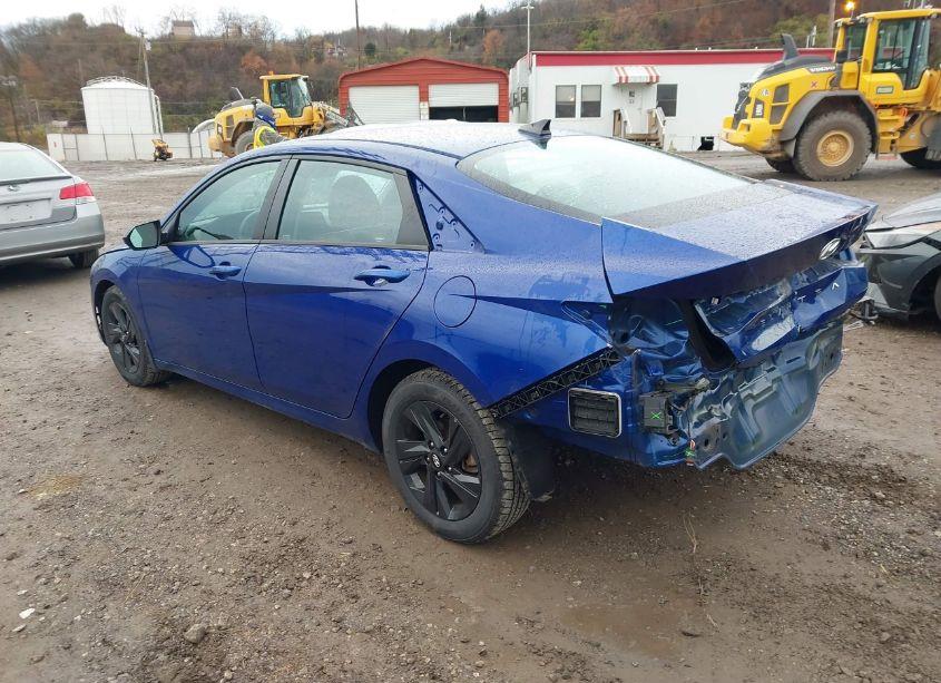 Photo 3 of 2022 Hyundai Elantra SEL (VIN 5NPLM4AG4NH084273)