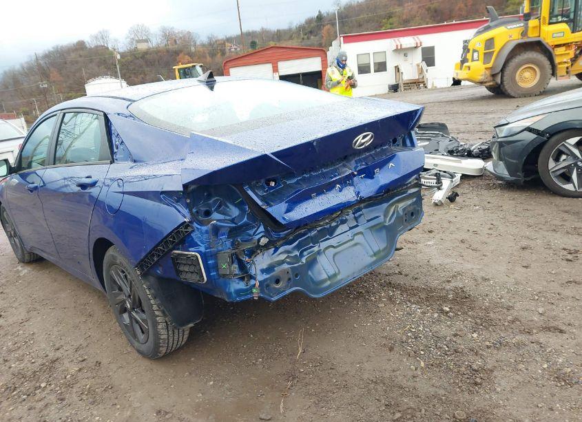 Photo 6 of 2022 Hyundai Elantra SEL (VIN 5NPLM4AG4NH084273)