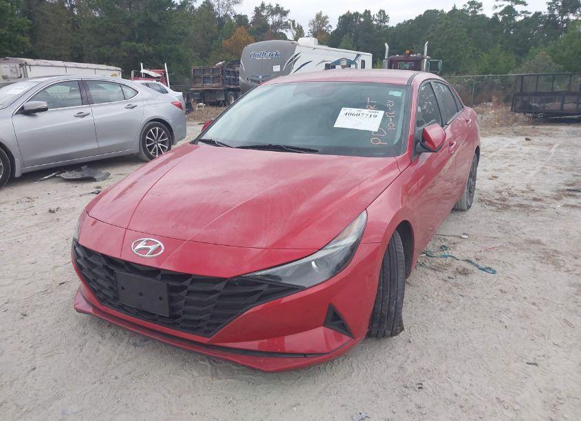 Photo 2 of 2021 Hyundai Elantra SEL (VIN 5NPLM4AG5MH033878)