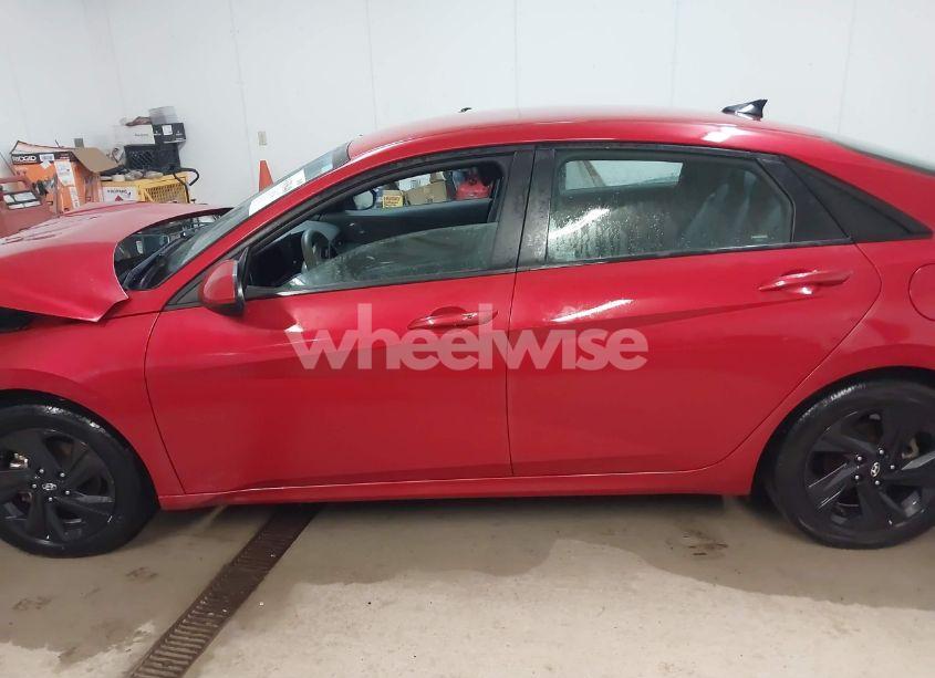 Photo 15 of 2021 Hyundai Elantra SEL (VIN 5NPLM4AG5MH040992)