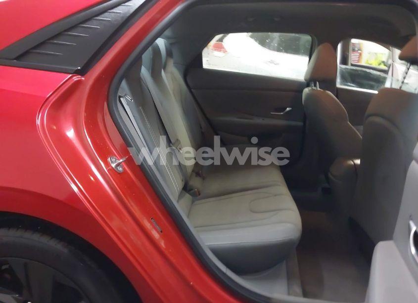 Photo 8 of 2021 Hyundai Elantra SEL (VIN 5NPLM4AG5MH040992)