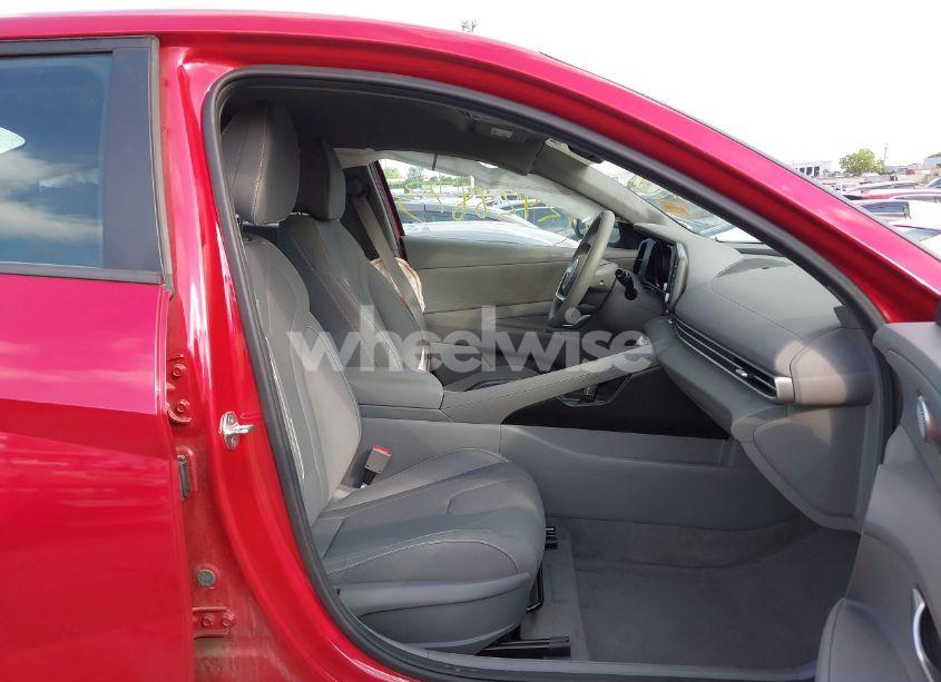Photo 5 of 2023 Hyundai Elantra SEL (VIN 5NPLM4AG5PH089906)
