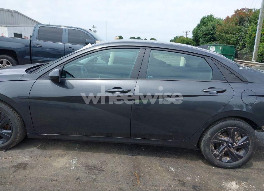 Photo 14 of 2023 Hyundai Elantra SEL (VIN 5NPLM4AG5PH104517)