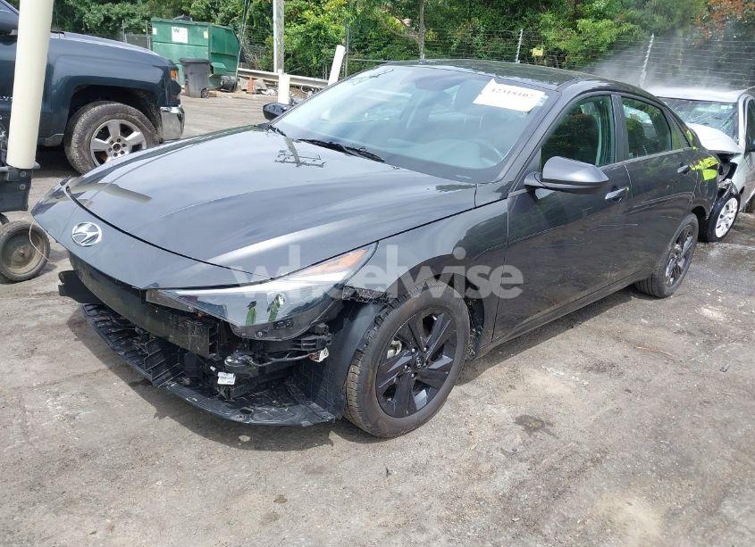 Photo 2 of 2023 Hyundai Elantra SEL (VIN 5NPLM4AG5PH104517)