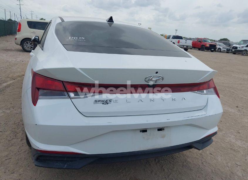 Photo 16 of 2021 Hyundai Elantra SEL (VIN 5NPLM4AG6MH002610)