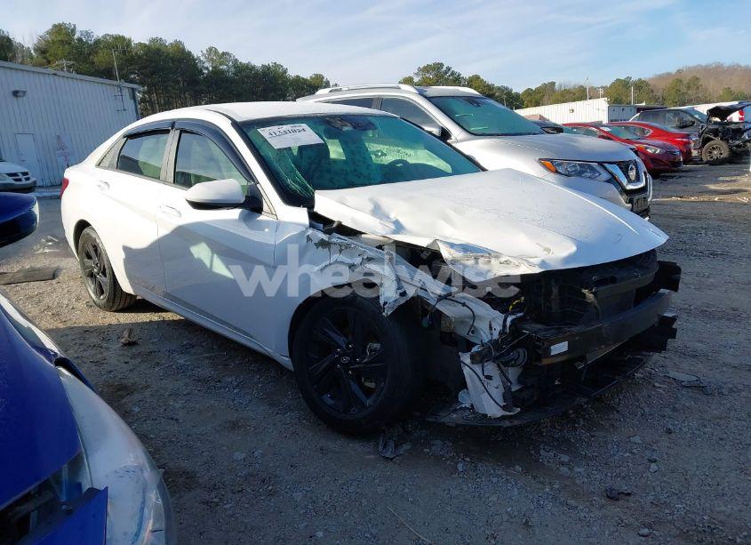 Photo 13 of 2022 Hyundai Elantra SEL (VIN 5NPLM4AG6NH067863)