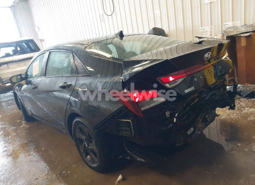 Photo 3 of 2022 Hyundai Elantra SEL (VIN 5NPLM4AG6NH070584)