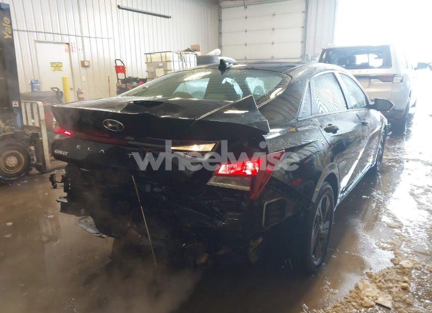 Photo 4 of 2022 Hyundai Elantra SEL (VIN 5NPLM4AG6NH070584)