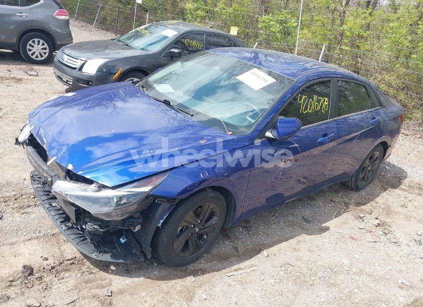 Photo 2 of 2021 Hyundai Elantra SEL (VIN 5NPLM4AG7MH045336)