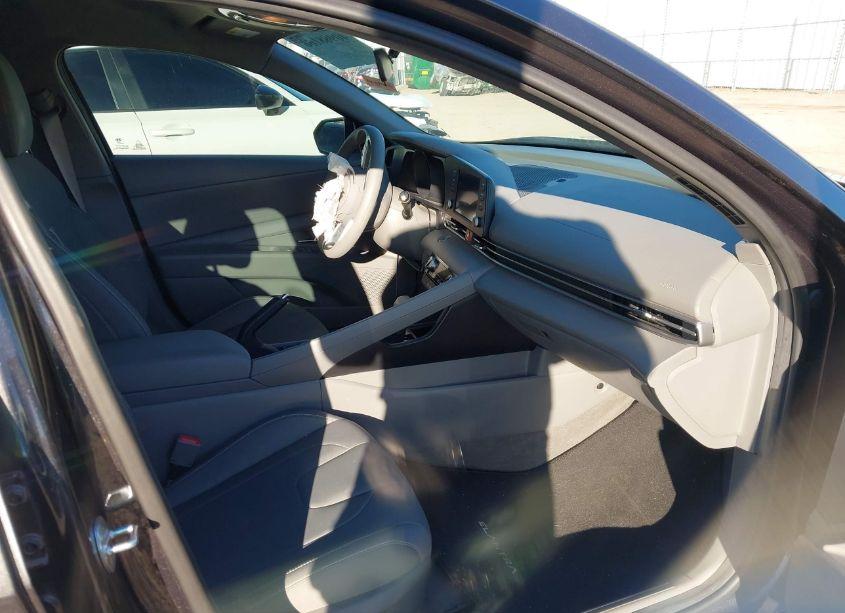 Photo 5 of 2021 Hyundai Elantra SEL (VIN 5NPLM4AG7MH046910)
