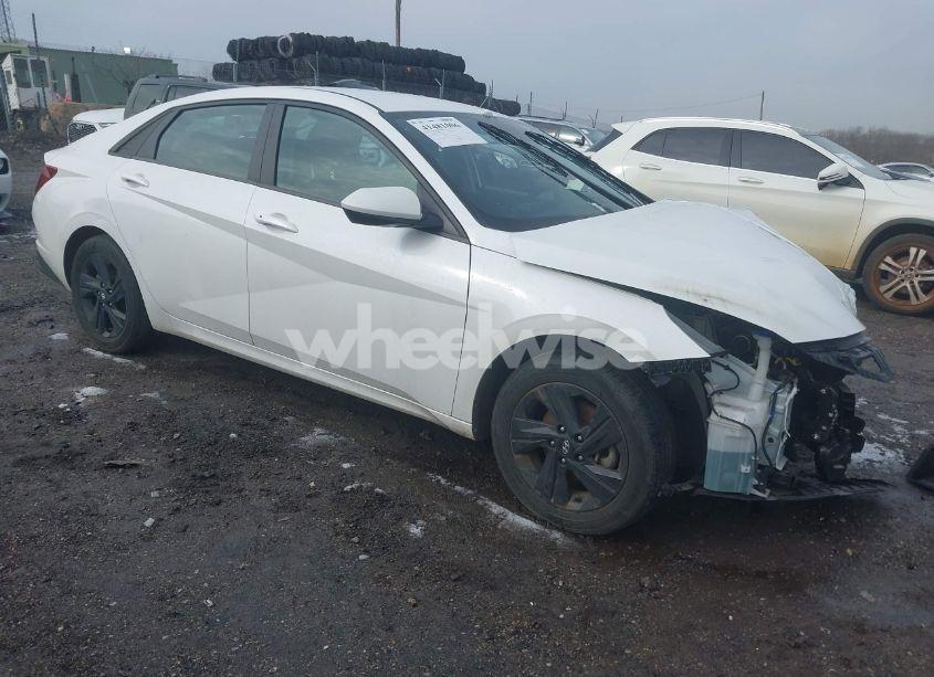 2022 Hyundai Elantra SEL (VIN 5NPLM4AG7NH065958) main photo