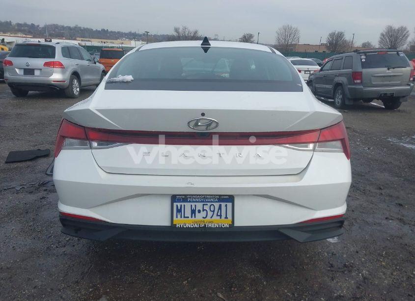 Photo 15 of 2022 Hyundai Elantra SEL (VIN 5NPLM4AG7NH065958)