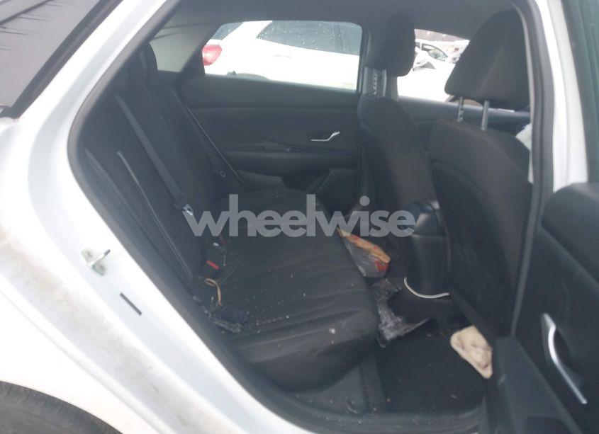 Photo 8 of 2022 Hyundai Elantra SEL (VIN 5NPLM4AG7NH065958)