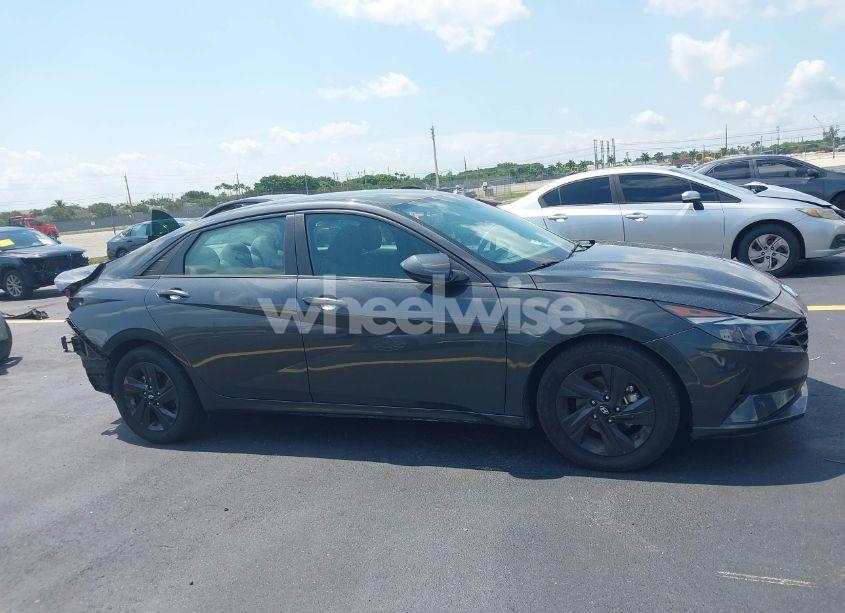 Photo 14 of 2023 Hyundai Elantra SEL (VIN 5NPLM4AG7PH103787)