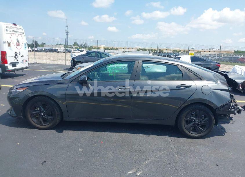 Photo 15 of 2023 Hyundai Elantra SEL (VIN 5NPLM4AG7PH103787)