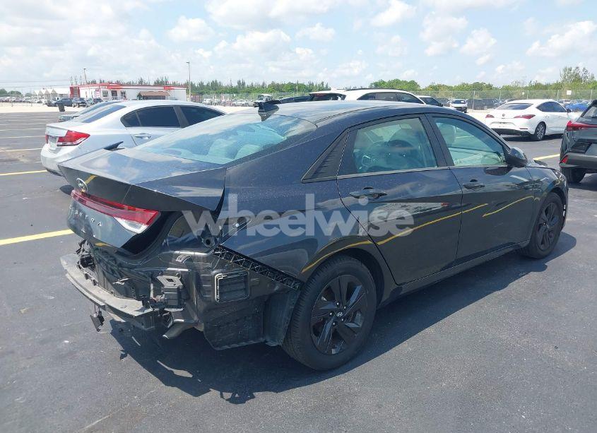 Photo 4 of 2023 Hyundai Elantra SEL (VIN 5NPLM4AG7PH103787)