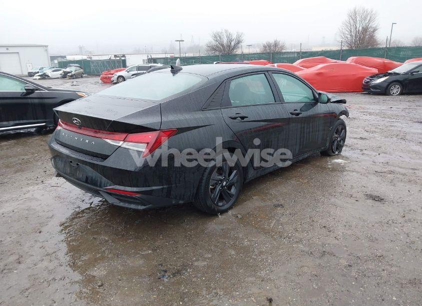 Photo 4 of 2023 Hyundai Elantra SEL (VIN 5NPLM4AG7PH105667)