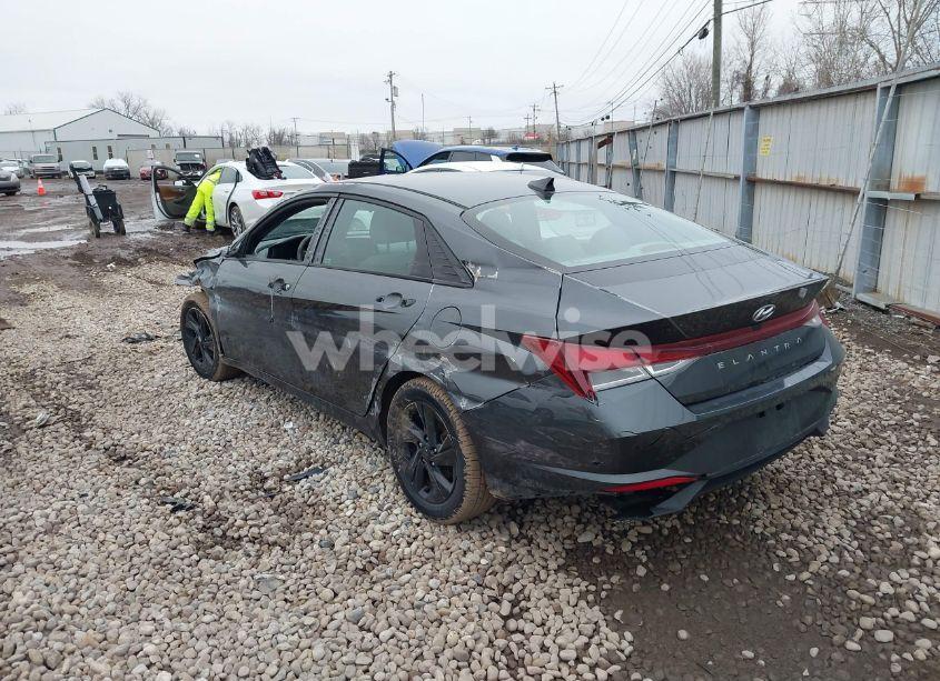 Photo 3 of 2021 Hyundai Elantra SEL (VIN 5NPLM4AG8MH003936)