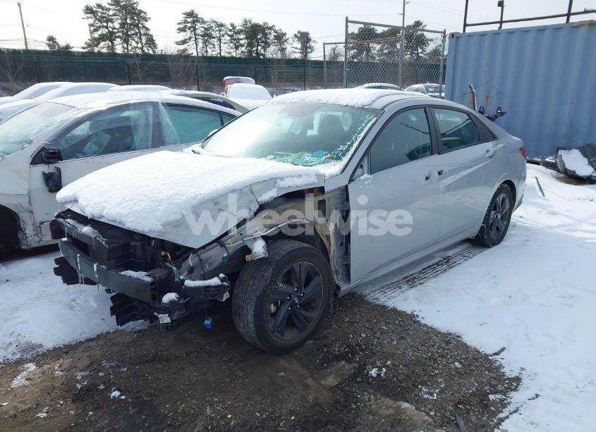 Photo 2 of 2021 Hyundai Elantra SEL (VIN 5NPLM4AG8MH006917)