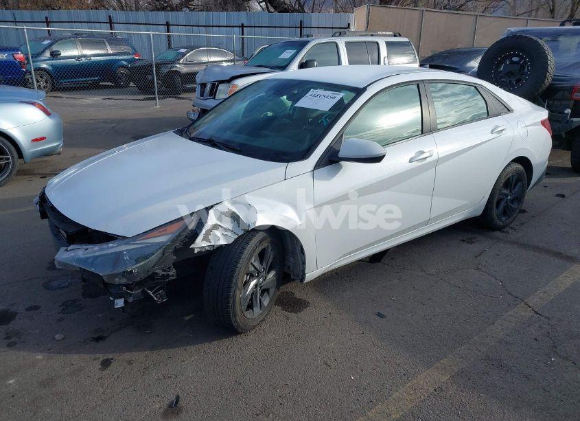 Photo 2 of 2021 Hyundai Elantra SEL (VIN 5NPLM4AG8MH013589)