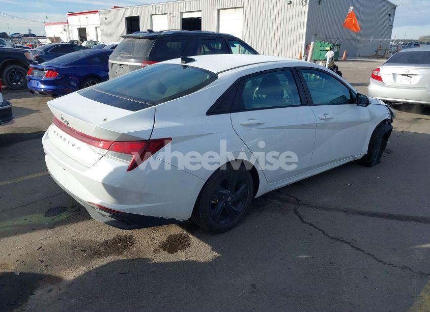 Photo 4 of 2021 Hyundai Elantra SEL (VIN 5NPLM4AG8MH013589)