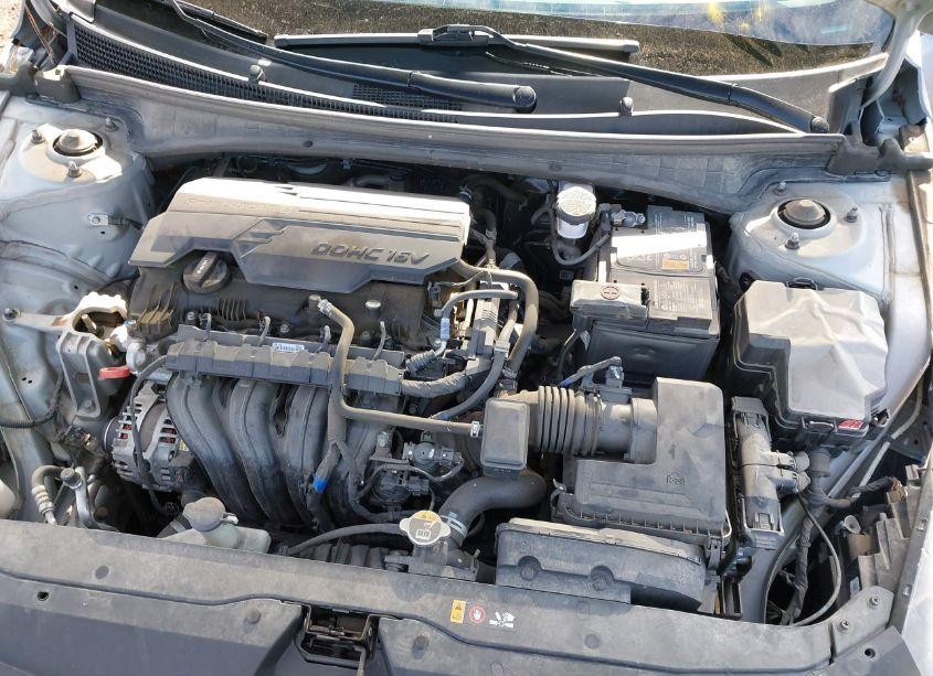 Photo 10 of 2023 Hyundai Elantra (VIN 5NPLM4AG8PH103927)