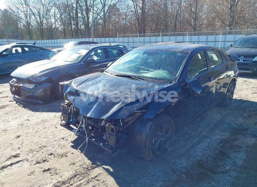 Photo 2 of 2023 Hyundai Elantra SEL (VIN 5NPLM4AG8PH105581)