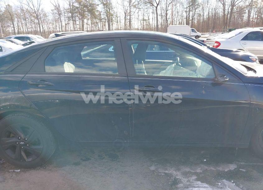 Photo 13 of 2021 Hyundai Elantra SEL (VIN 5NPLM4AG9MH001452)