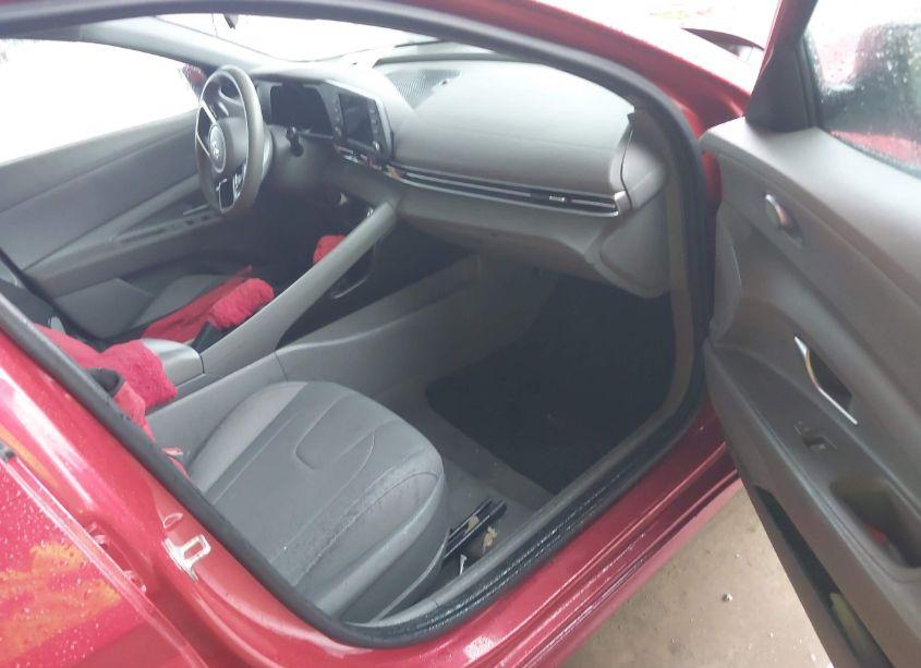 Photo 5 of 2021 Hyundai Elantra SEL (VIN 5NPLM4AG9MH037447)