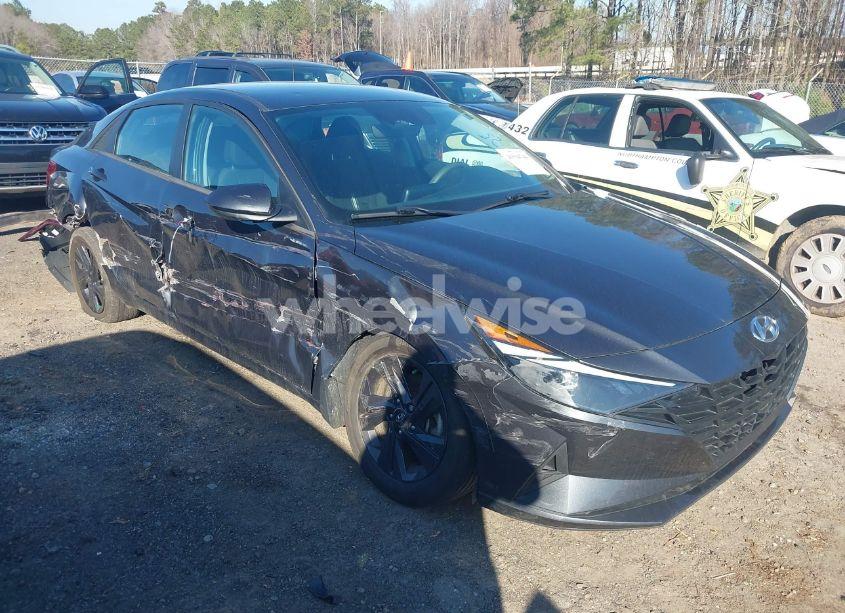 2022 Hyundai Elantra SEL (VIN 5NPLM4AG9NH065217) main photo