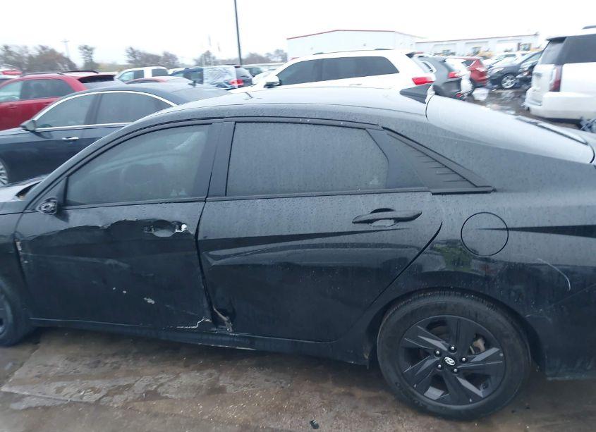 Photo 14 of 2022 Hyundai Elantra SEL (VIN 5NPLM4AG9NH071065)