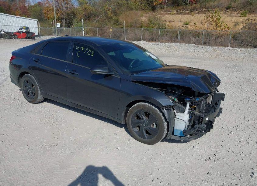 2022 Hyundai Elantra SEL (VIN 5NPLM4AG9NH076623) main photo