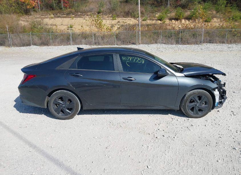 Photo 14 of 2022 Hyundai Elantra SEL (VIN 5NPLM4AG9NH076623)