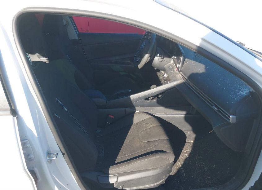 Photo 5 of 2023 Hyundai Elantra SEL (VIN 5NPLM4AG9PH094817)