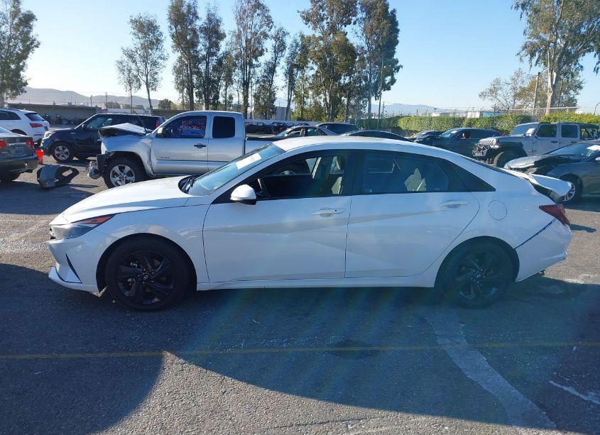 Photo 14 of 2021 Hyundai Elantra SEL (VIN 5NPLM4AGXMH006837)