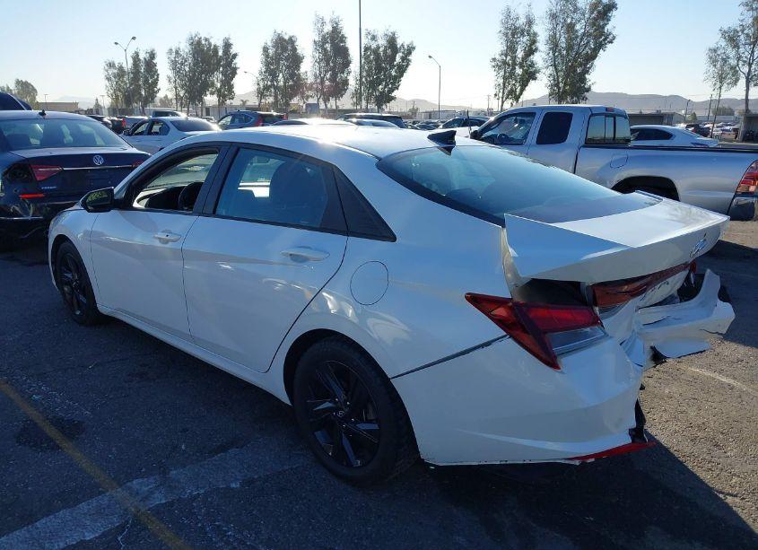 Photo 3 of 2021 Hyundai Elantra SEL (VIN 5NPLM4AGXMH006837)