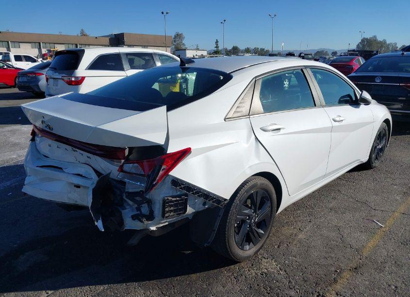 Photo 4 of 2021 Hyundai Elantra SEL (VIN 5NPLM4AGXMH006837)