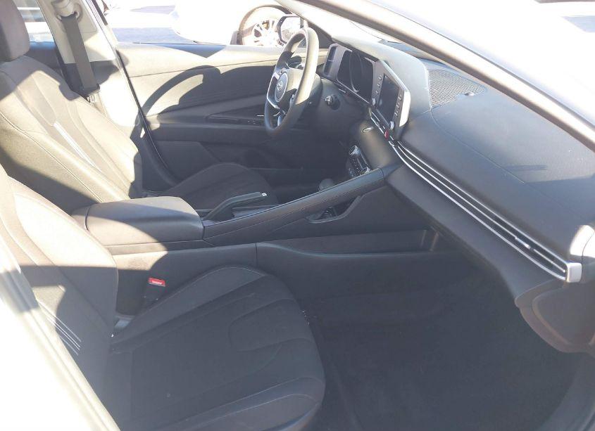 Photo 5 of 2021 Hyundai Elantra SEL (VIN 5NPLM4AGXMH006837)