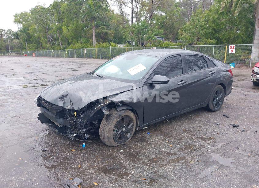 Photo 2 of 2021 Hyundai Elantra SEL (VIN 5NPLM4AGXMH036792)