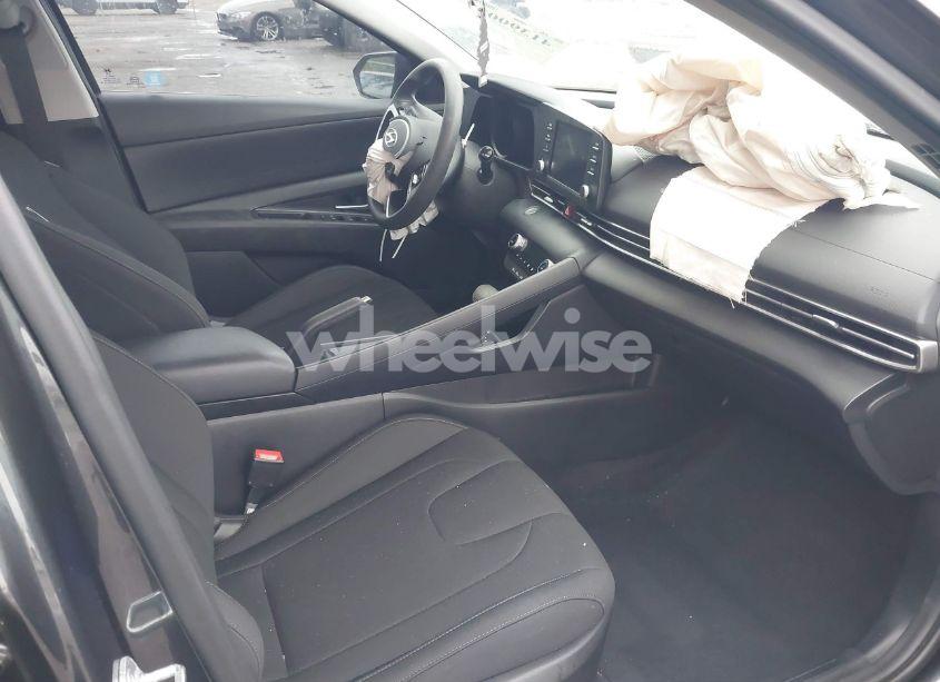 Photo 5 of 2021 Hyundai Elantra SEL (VIN 5NPLM4AGXMH036792)