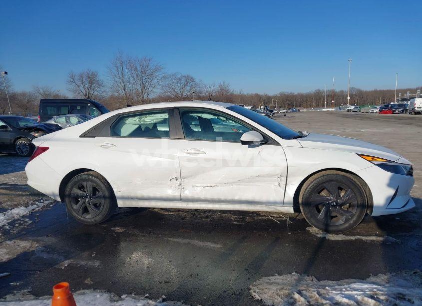 Photo 13 of 2022 Hyundai Elantra SEL (VIN 5NPLM4AGXNH066067)