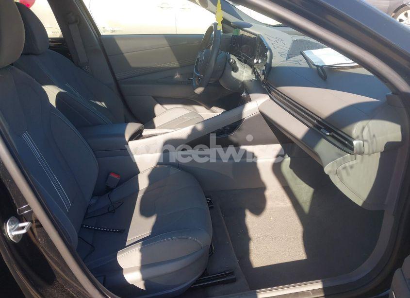 Photo 5 of 2021 Hyundai Elantra SEL (VIN 5NPLN4AG2MH022690)